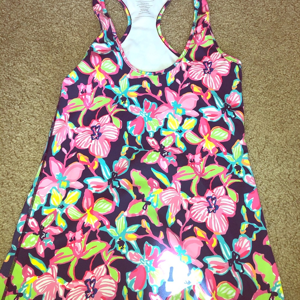 Active wear tank top